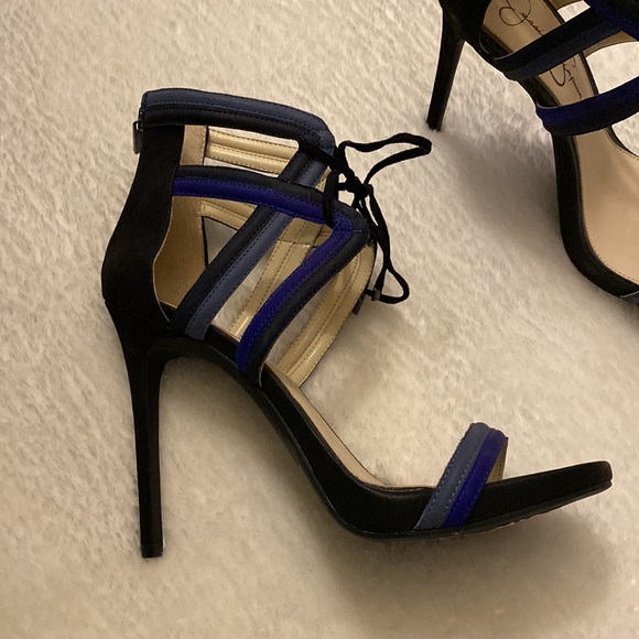 Womens Size 9 jessica simpson heels - Picture 2 of 2